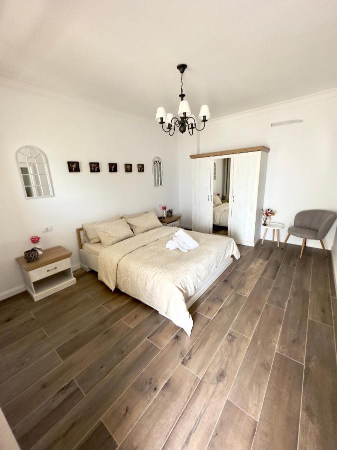 Alma Rezidence Bed & Breakfast ทูร์ดา ภายนอก รูปภาพ